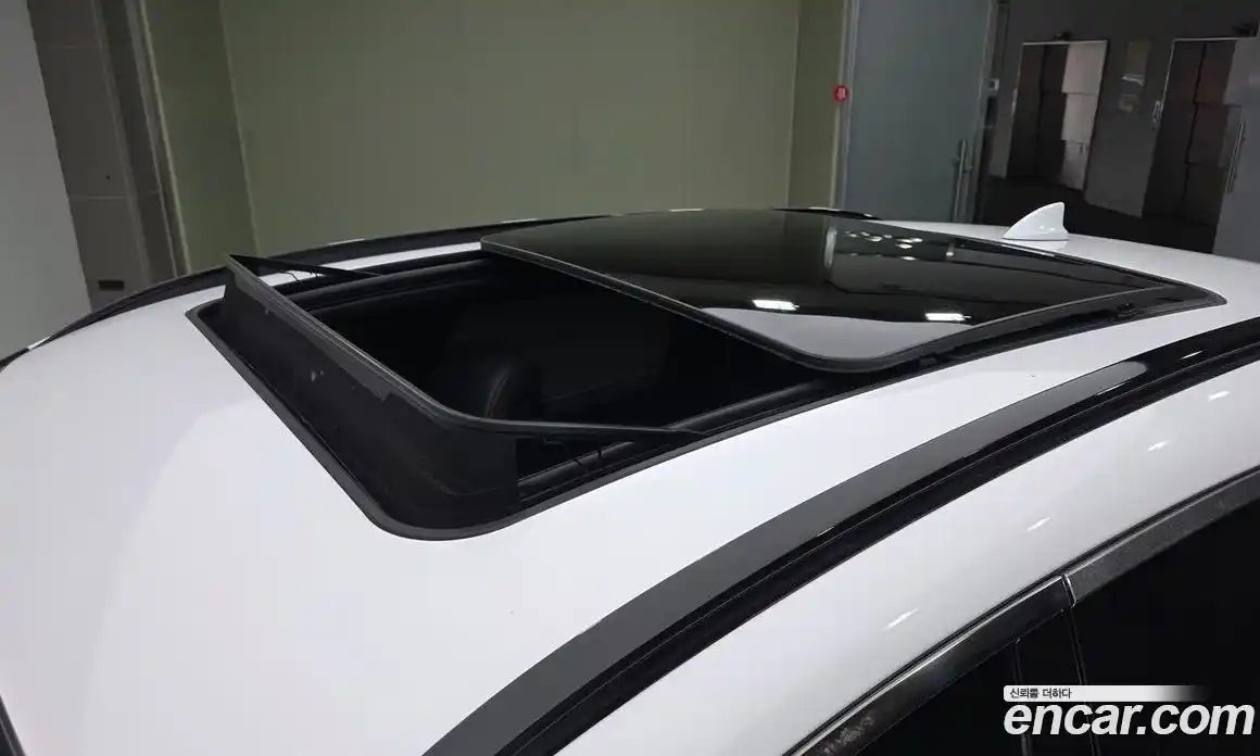 Genesis GV70 2021 2.5 автомат (гидро), фото 19
