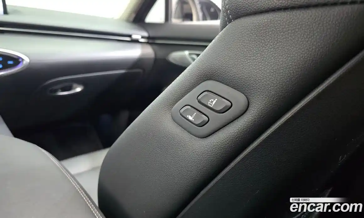 Genesis GV70 2021 2.5 автомат (гидро), фото 29