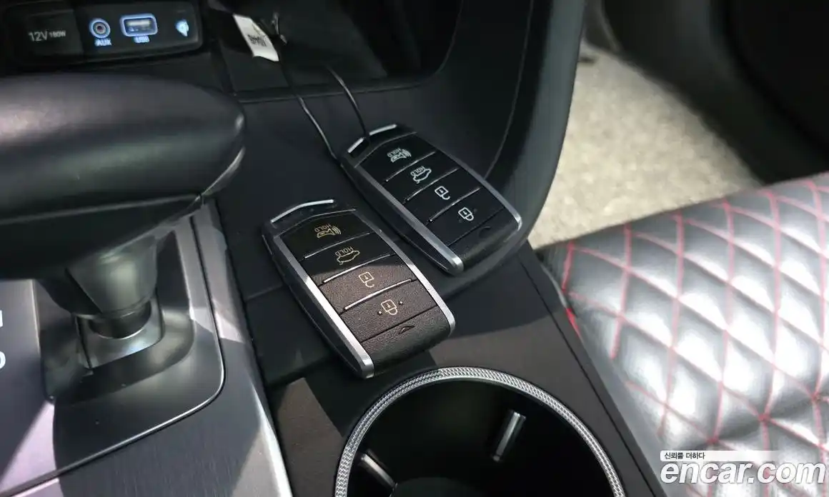 Genesis G70 2018 2.0 автомат (гидро), фото 32