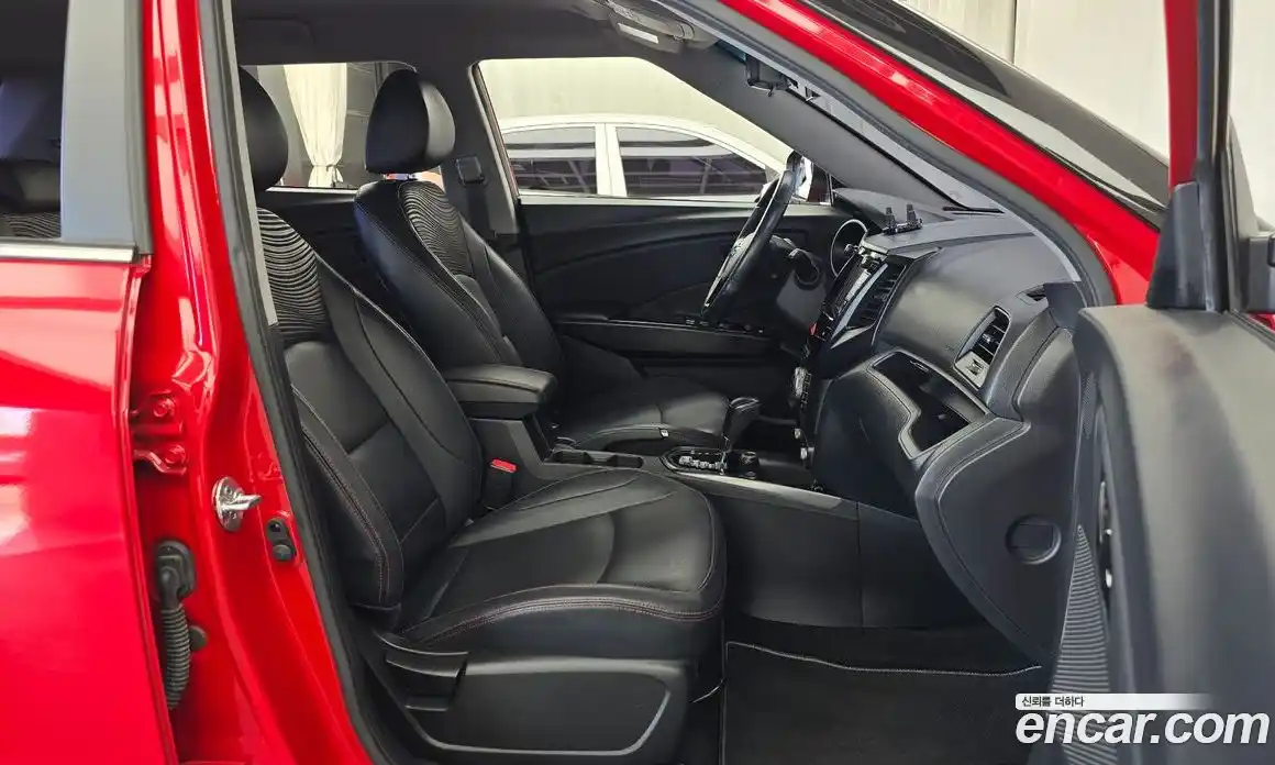 SsangYong TIBOLI 2016 1.6 автомат (гидро), фото 11