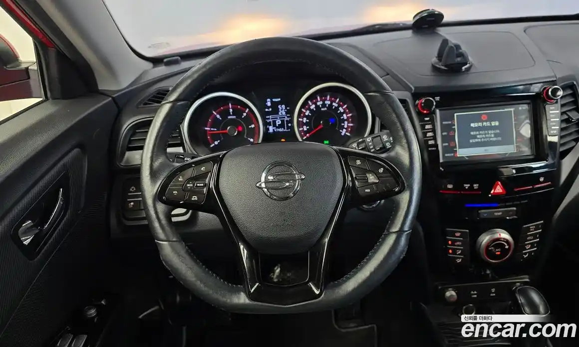 SsangYong TIBOLI 2016 1.6 автомат (гидро), фото 13