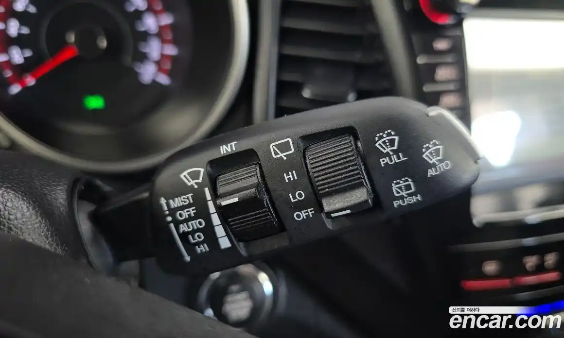 SsangYong TIBOLI 2016 1.6 автомат (гидро), фото 17
