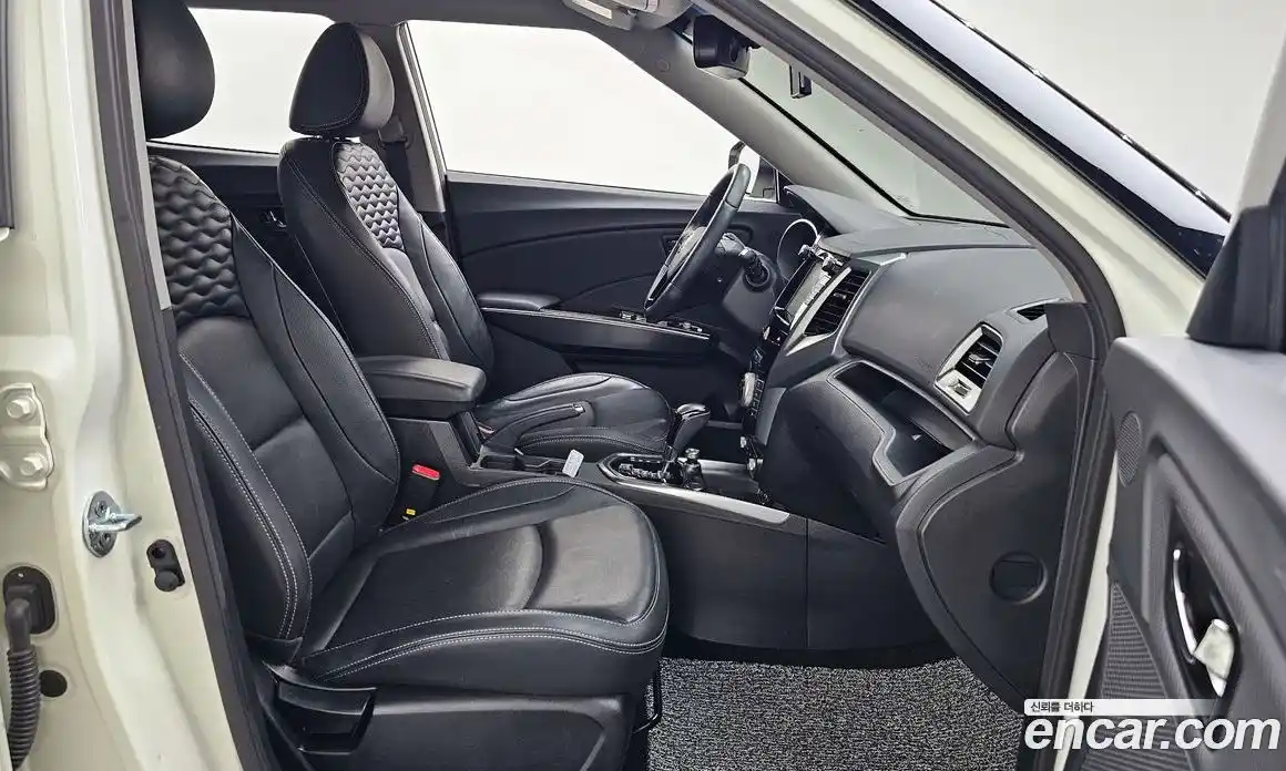 SsangYong TIBOLI 2018 1.6 автомат (гидро), фото 16