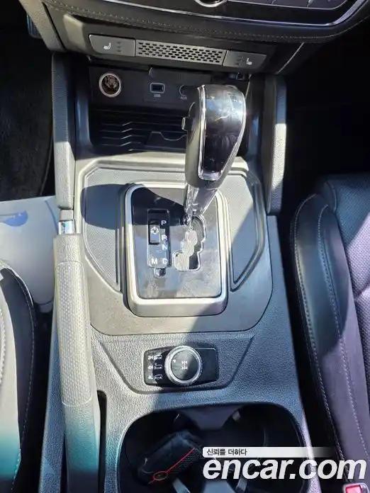 SsangYong Rexton 2019 2.2 автомат (гидро), фото 11
