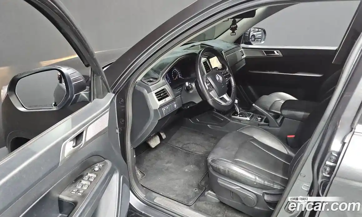 SsangYong Rexton 2019 2.2 автомат (гидро), фото 13