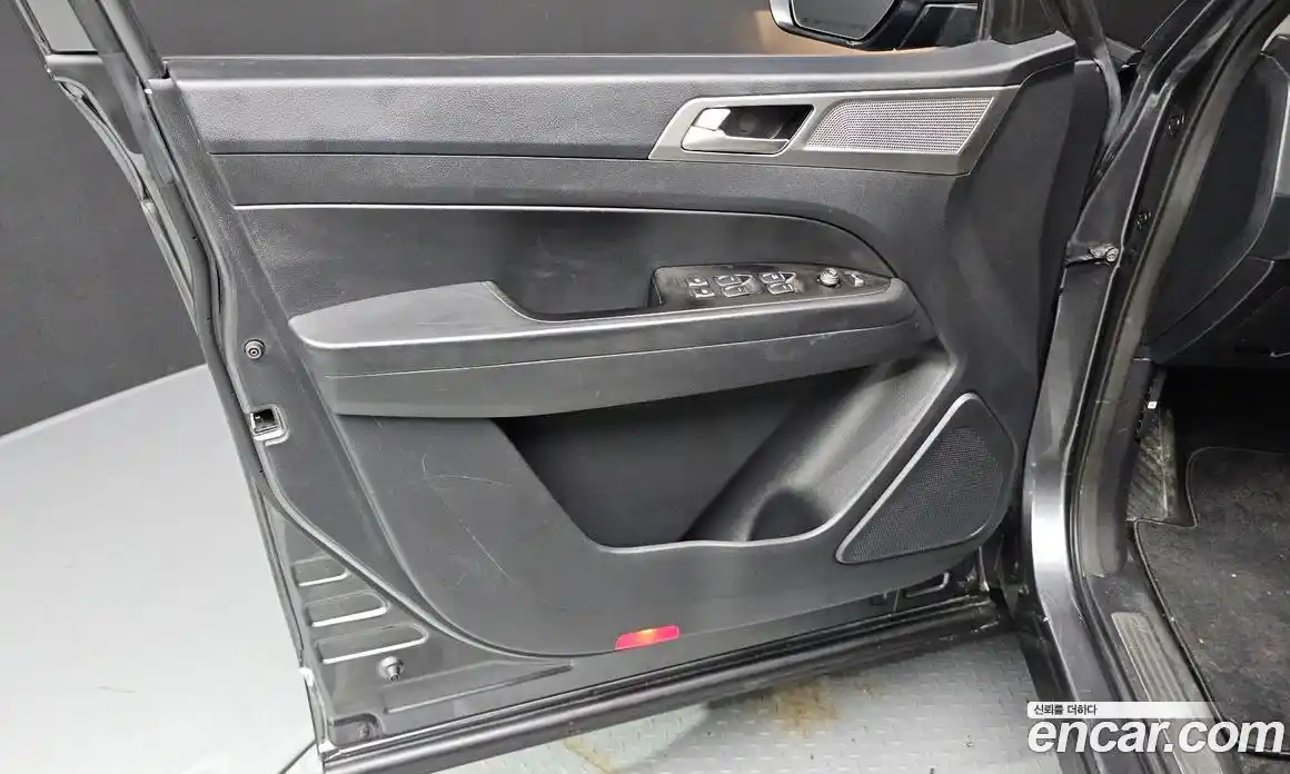 SsangYong Rexton 2019 2.2 автомат (гидро), фото 14