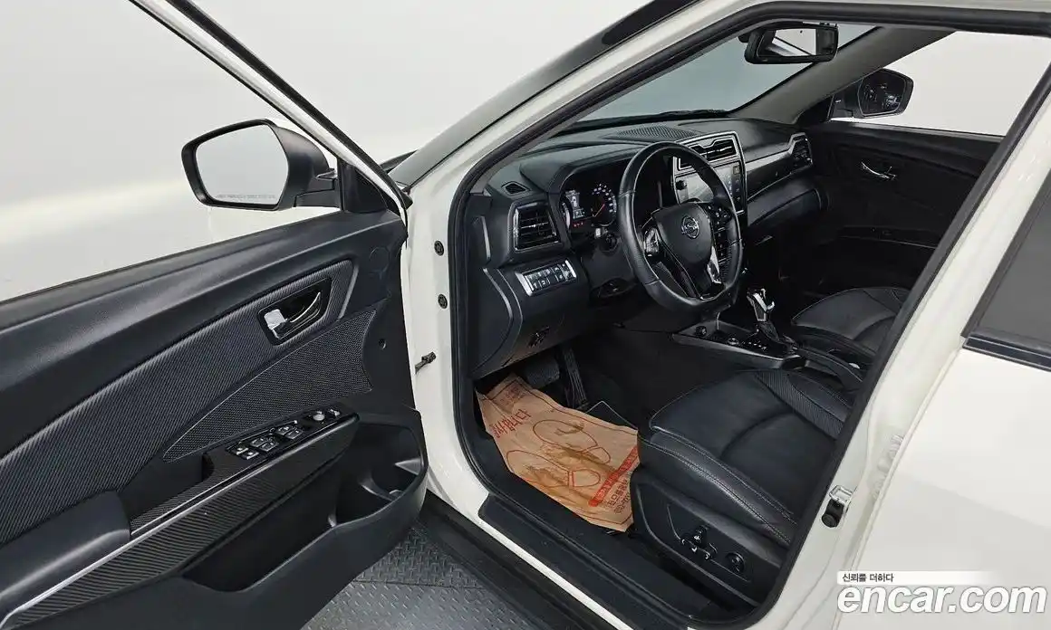 SsangYong TIBOLI 2022 1.5 автомат (гидро), фото 13