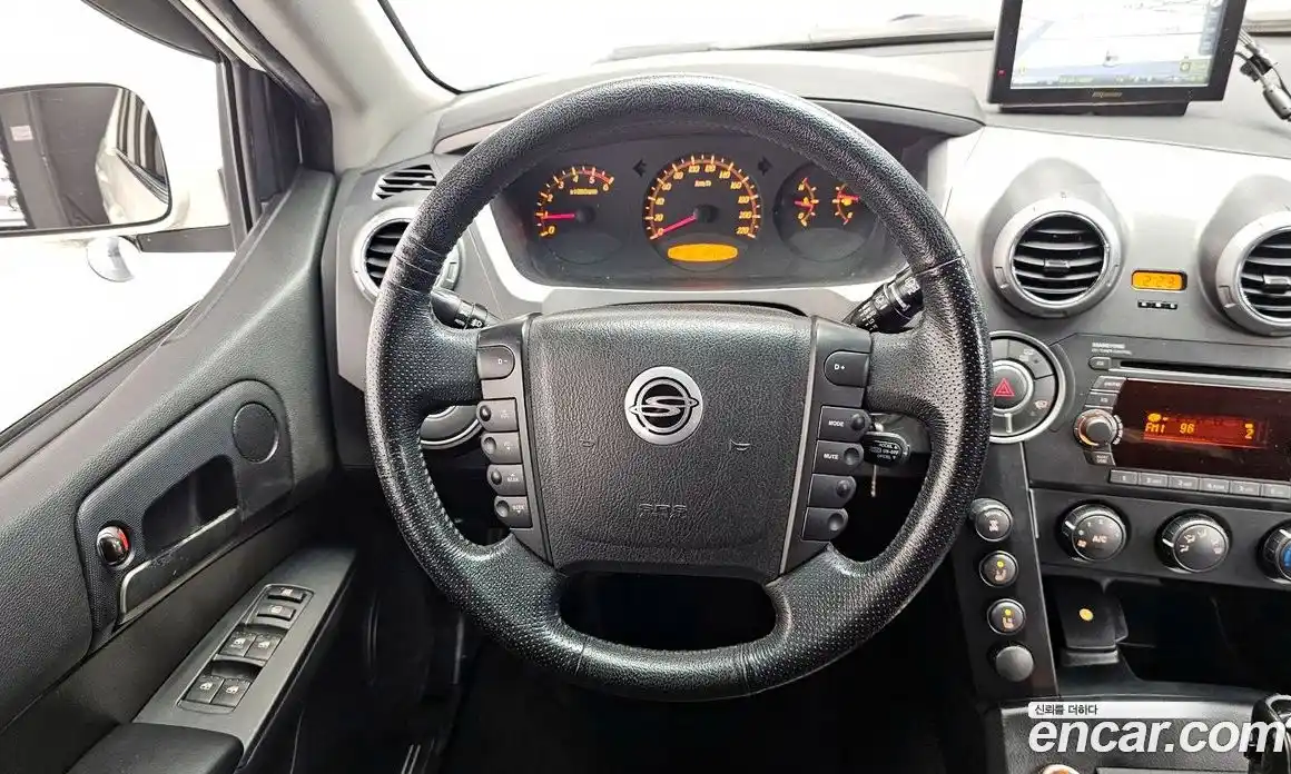 SsangYong Actyon 2010 2.0 автомат (гидро), фото 12