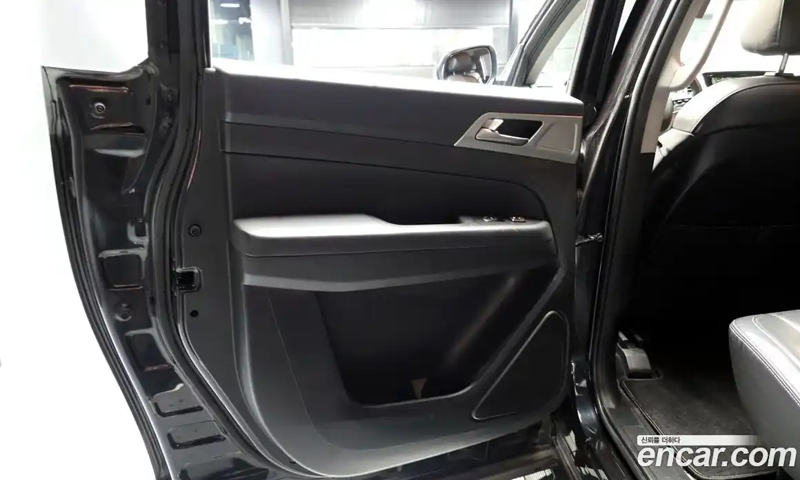 SsangYong Rexton 2018 2.2 автомат (гидро), фото 15