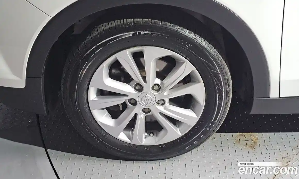 SsangYong TIBOLI 2018 1.6 автомат (гидро), фото 5