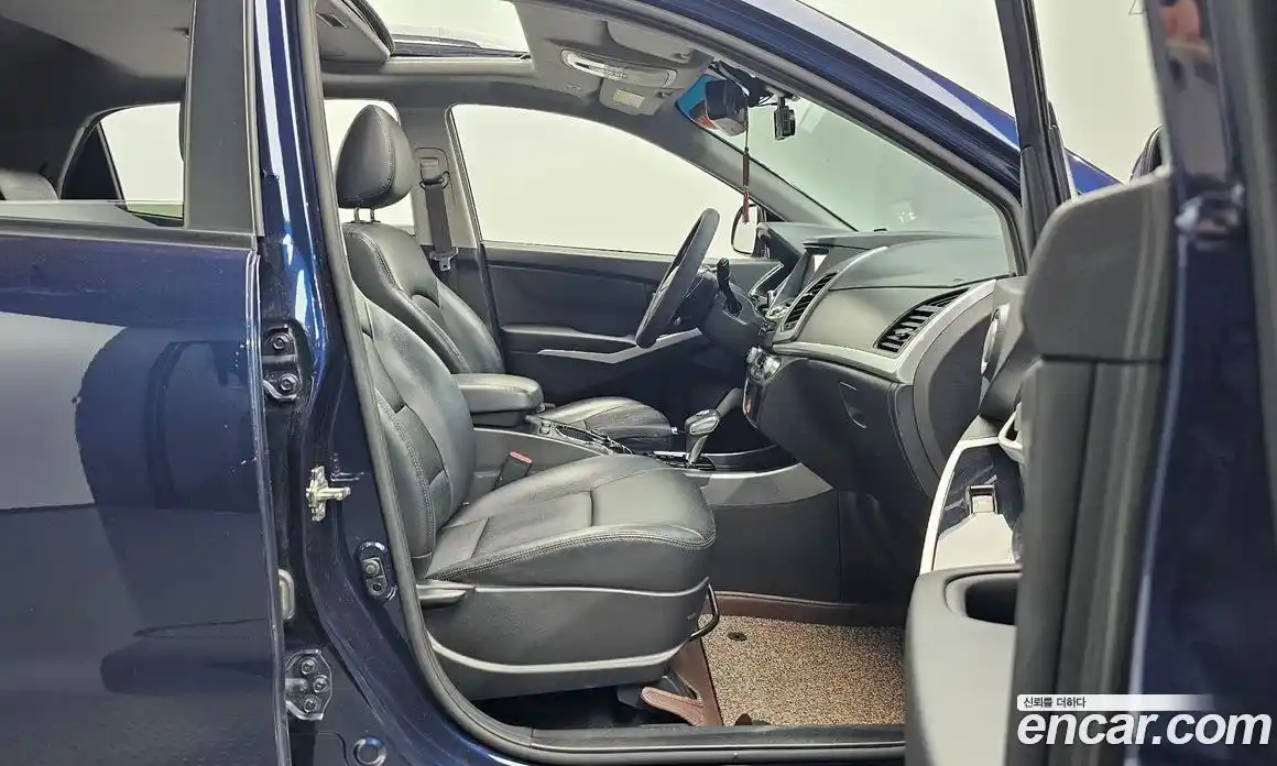 SsangYong Korando 2015 2.2 автомат (гидро), фото 15