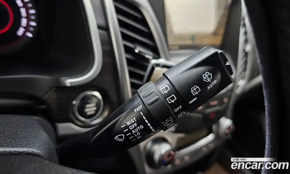 SsangYong Korando 2015 2.2 автомат (гидро), фото 22