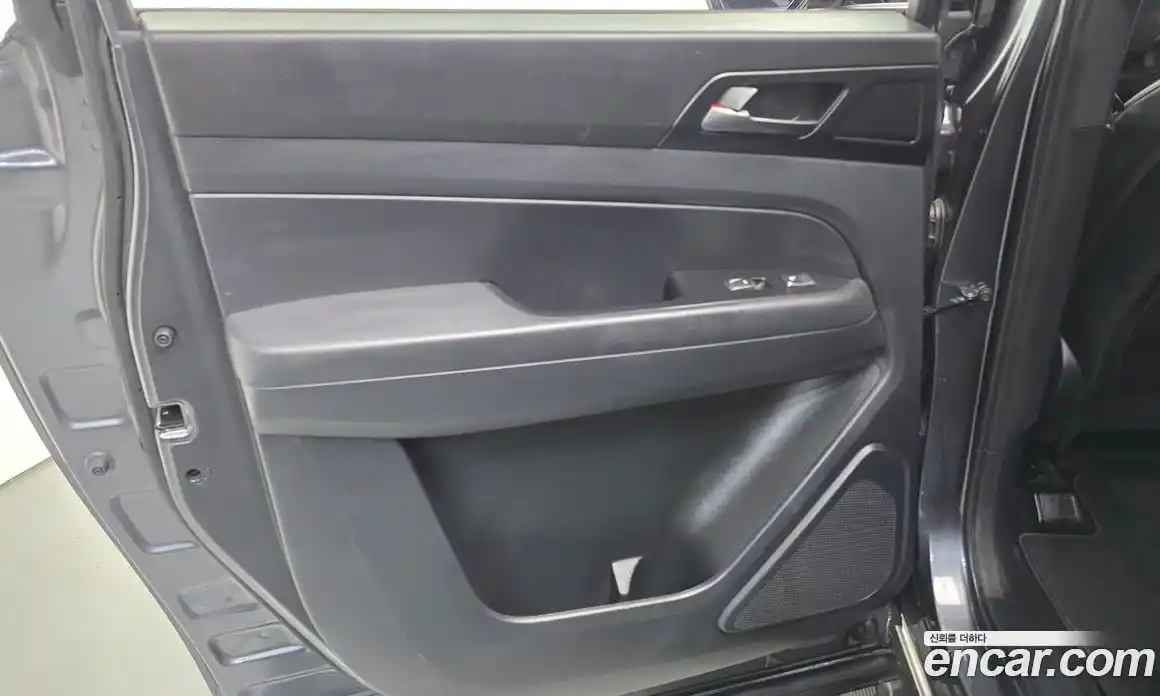 SsangYong Rexton 2020 2.2 автомат (гидро), фото 15