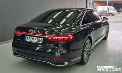 Audi A8 2023 3.0 автомат (гидро), миниатюра 2