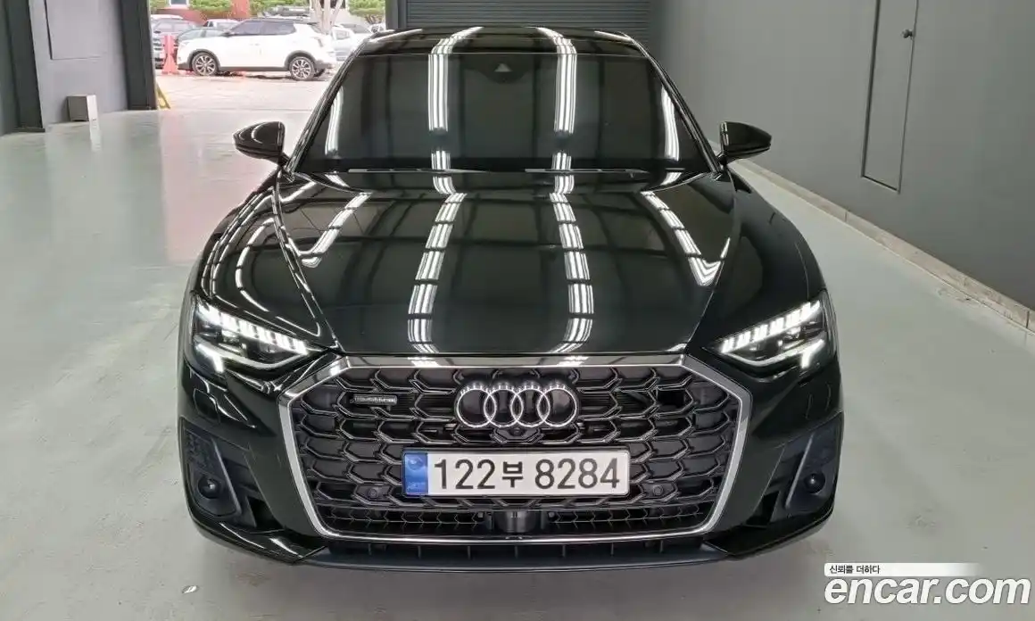 Audi A8 2023 3.0 автомат (гидро), фото 3