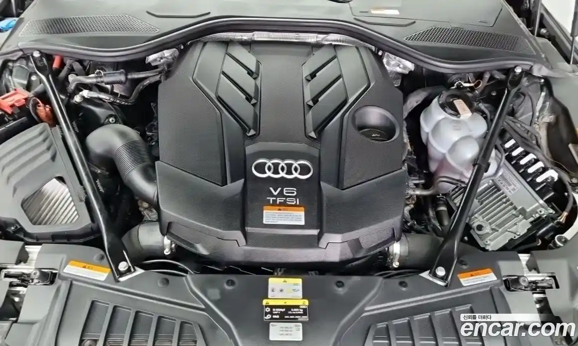 Audi A8 2023 3.0 автомат (гидро), фото 6