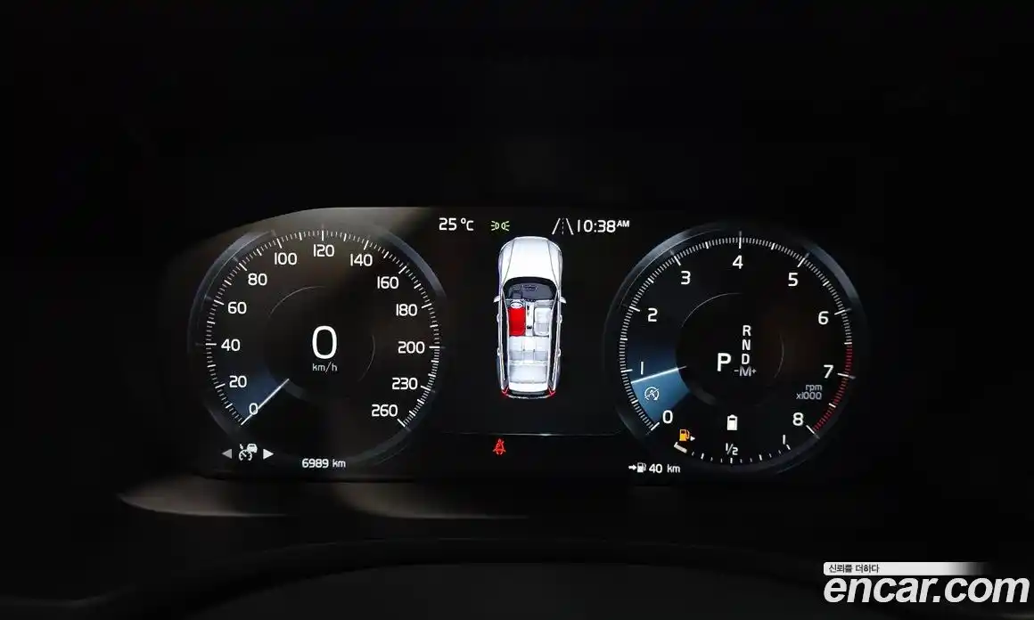 Volvo V60 2021 2.0 автомат (гидро), фото 11