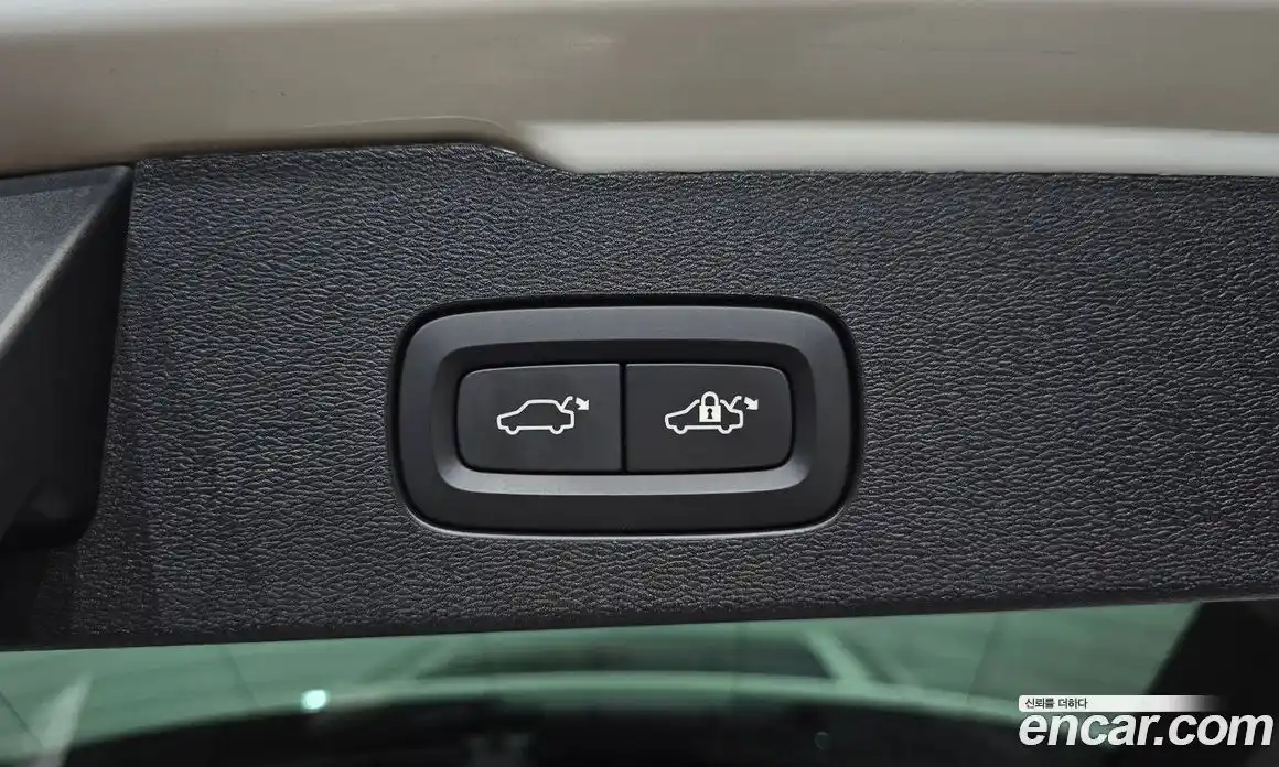 Volvo V60 2021 2.0 автомат (гидро), фото 23
