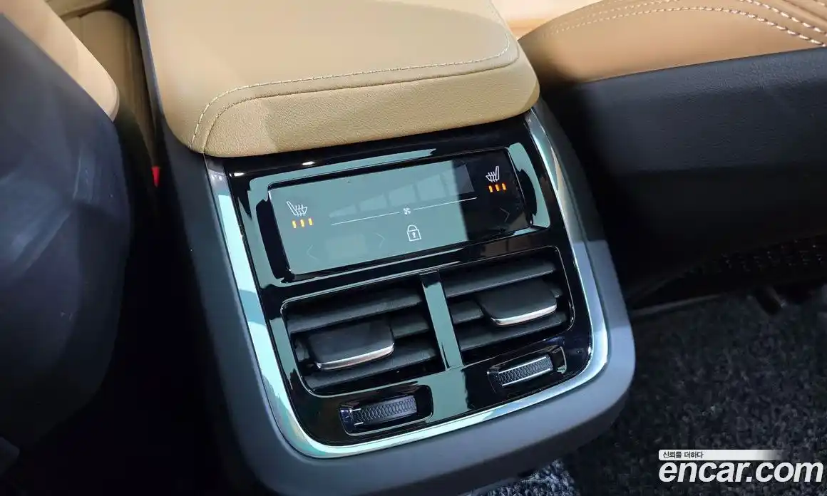 Volvo V60 2021 2.0 автомат (гидро), фото 29