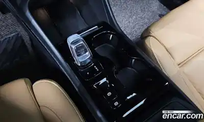 Volvo XC40 2020 2.0 автомат (гидро), миниатюра 12