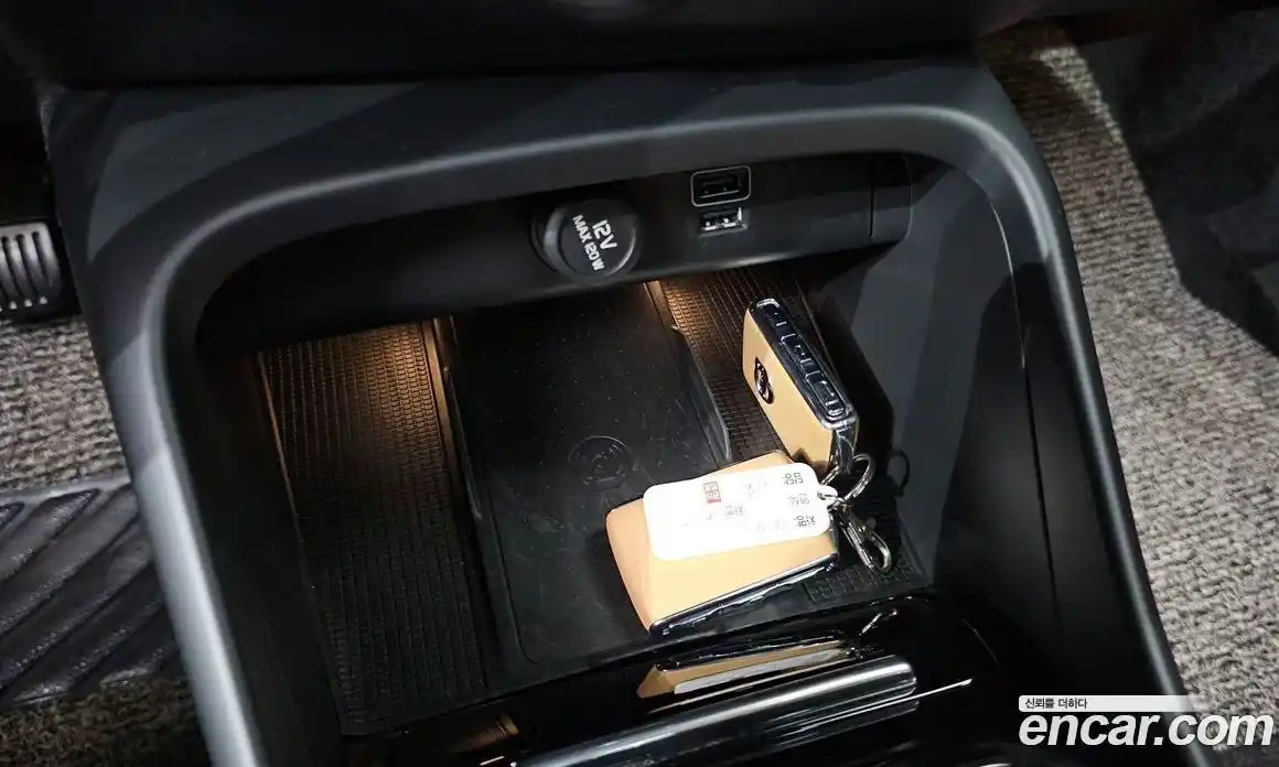 Volvo XC40 2020 2.0 автомат (гидро), фото 28