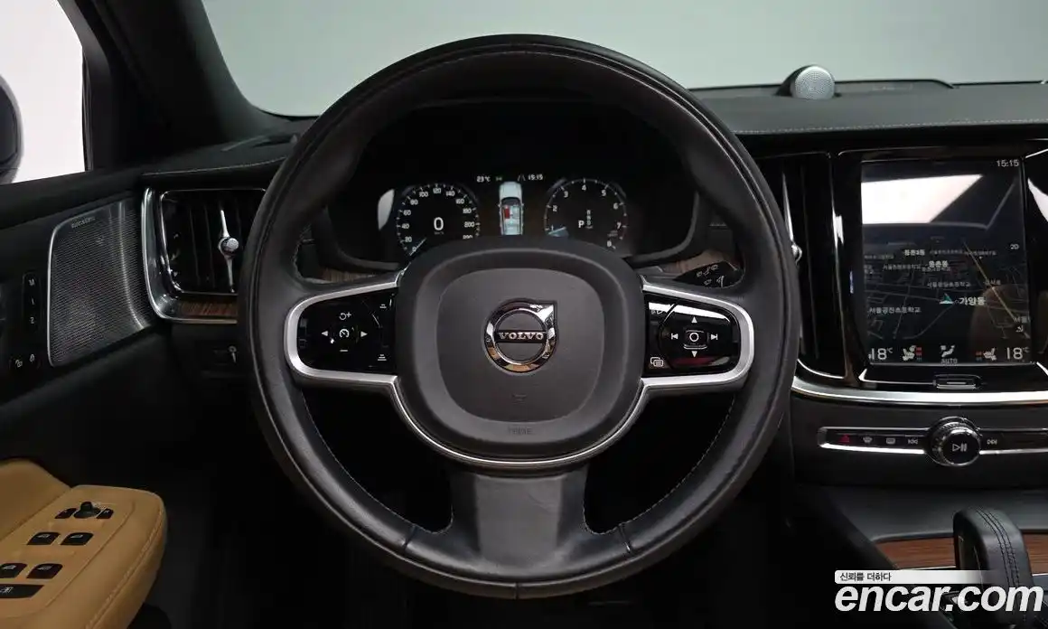 Volvo V60 2021 2.0 автомат (гидро), фото 18