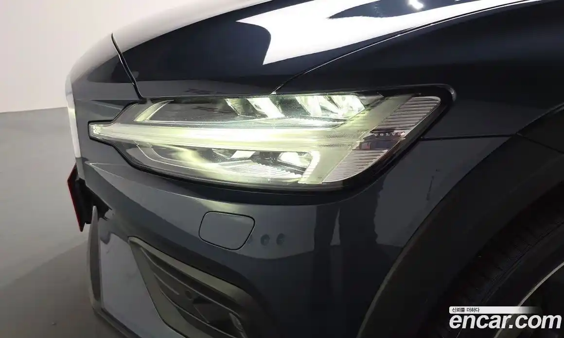 Volvo V60 2021 2.0 автомат (гидро), фото 7