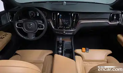 Volvo V60 2021 2.0 автомат (гидро), миниатюра 9
