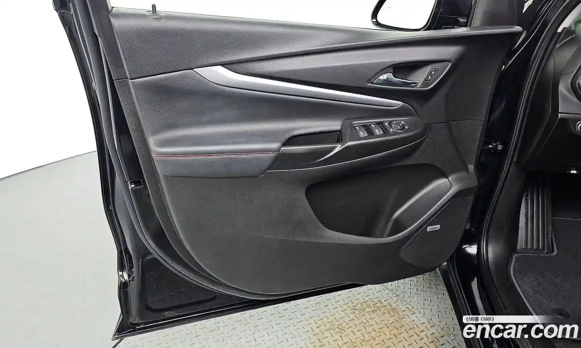 Chevrolet 볼트 EUV 2023 0.2 автомат (гидро), фото 14