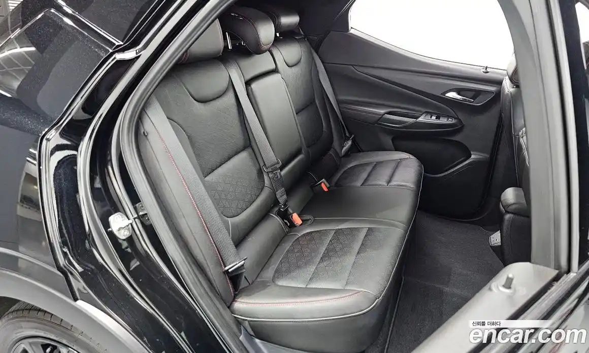 Chevrolet 볼트 EUV 2023 0.2 автомат (гидро), фото 30