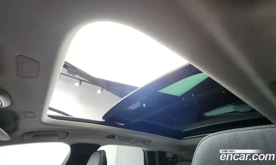 Volvo XC60 2018 2.0 автомат (гидро), фото 24