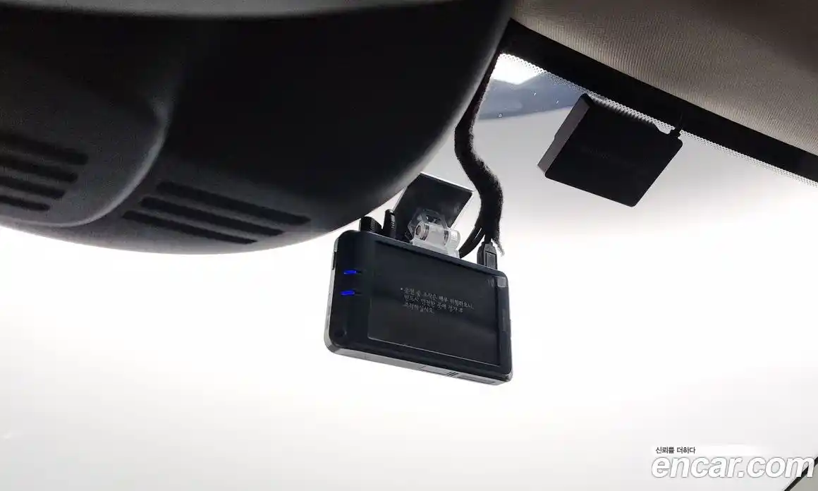 Volvo XC60 2018 2.0 автомат (гидро), фото 27