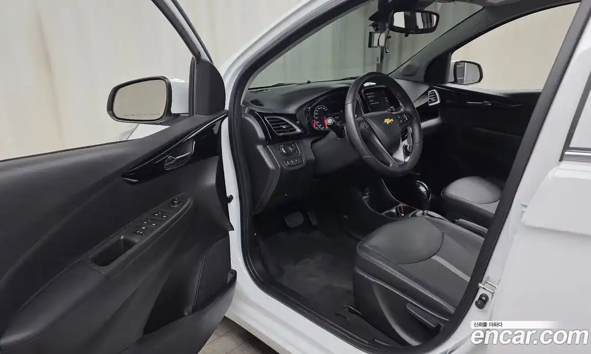 Chevrolet Spark 2022 1.0 автомат (гидро), фото 13