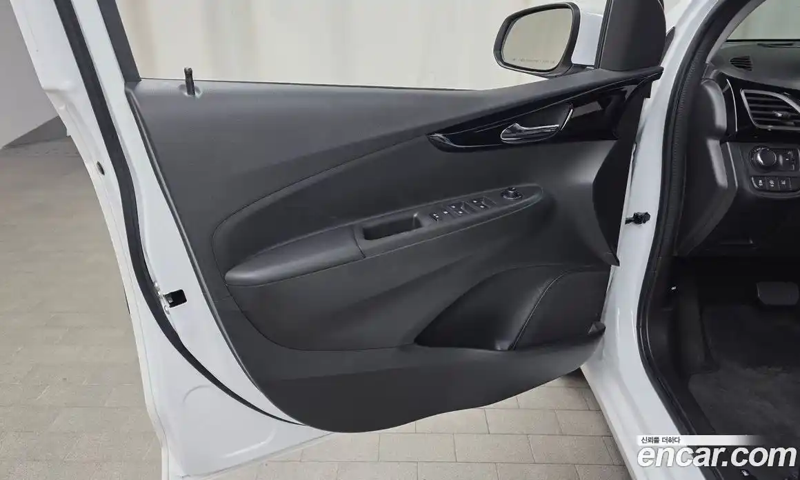 Chevrolet Spark 2022 1.0 автомат (гидро), фото 14