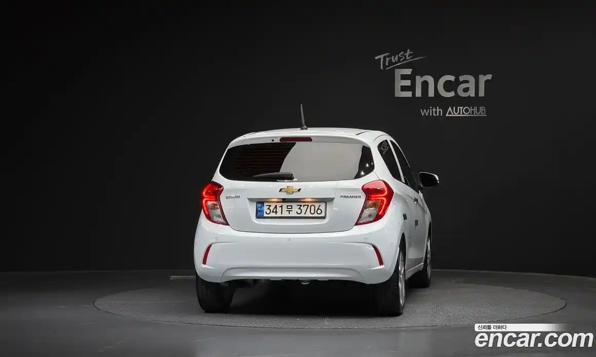 Chevrolet Spark 2022 1.0 автомат (гидро), фото 4