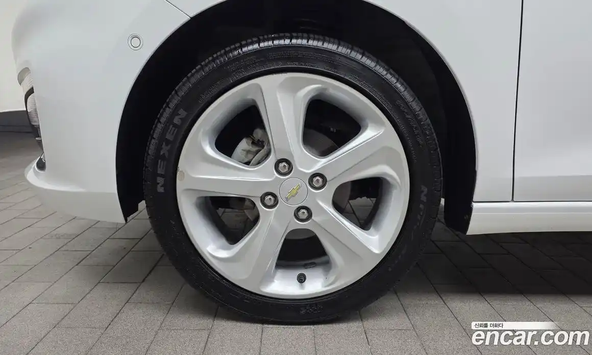 Chevrolet Spark 2022 1.0 автомат (гидро), фото 5