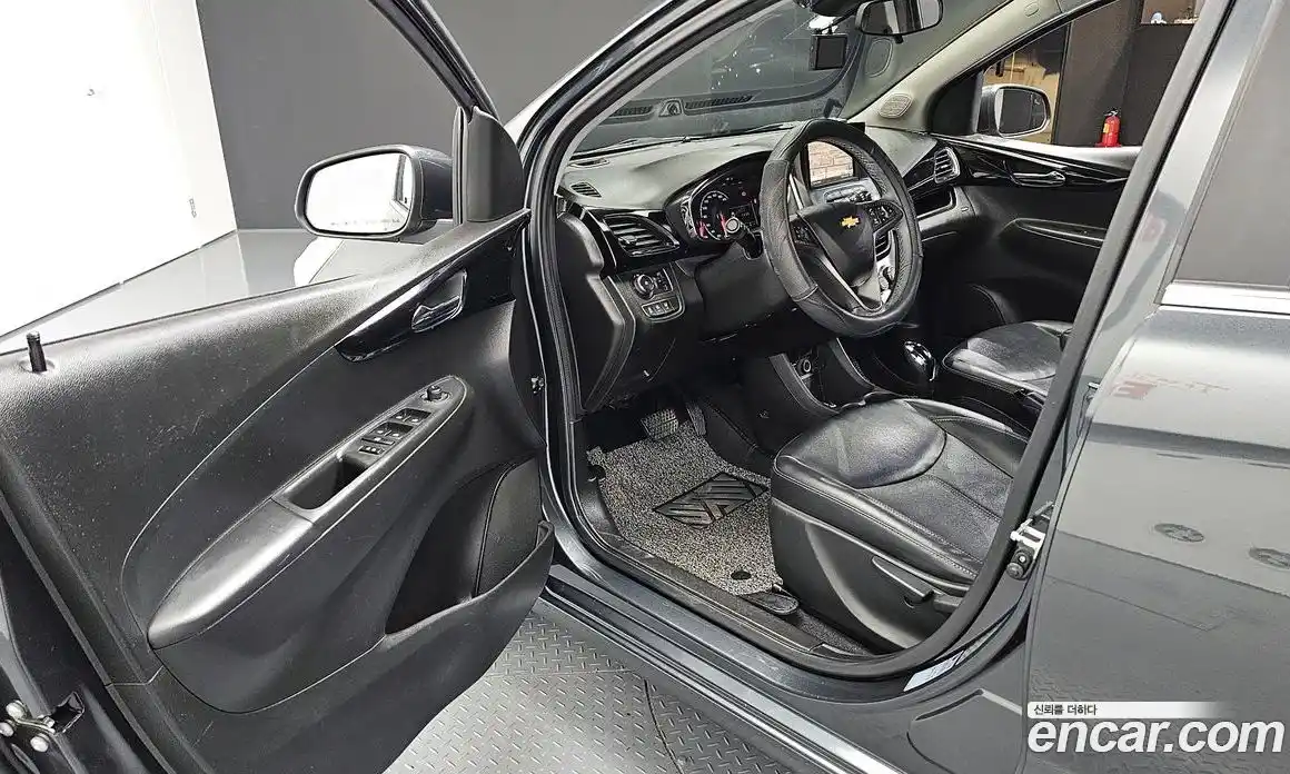 Chevrolet Spark 2017 1.0 автомат (гидро), фото 13