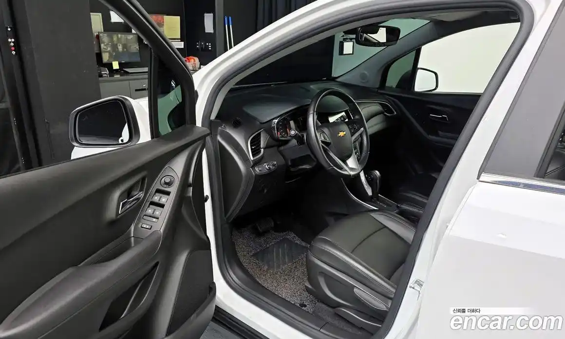 Chevrolet Trax 2018 1.4 автомат (гидро), фото 13