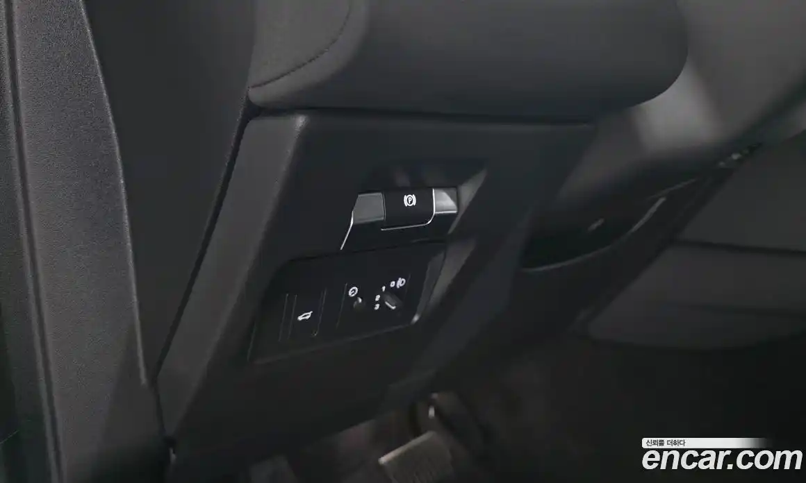 Land Rover Discovery Sport 2020 2.0 автомат (гидро), фото 30