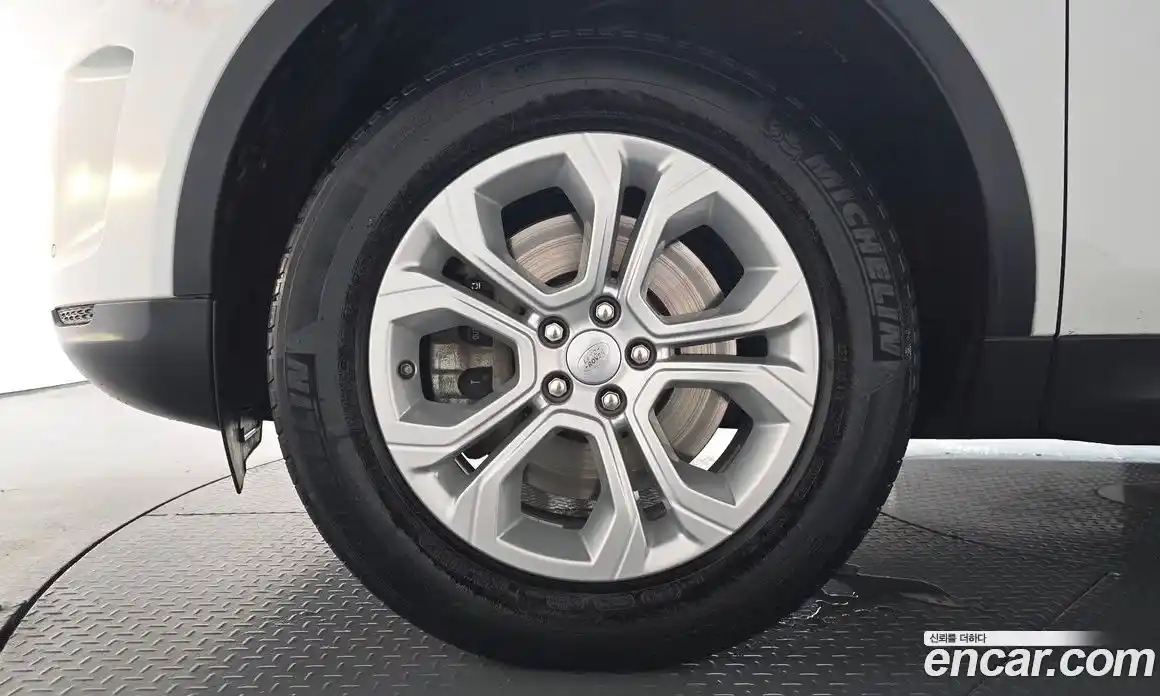 Land Rover Discovery Sport 2020 2.0 автомат (гидро), фото 4