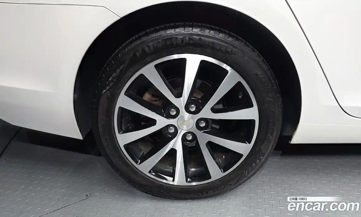 Chevrolet Malibu 2015 2.0 автомат (гидро), фото 5