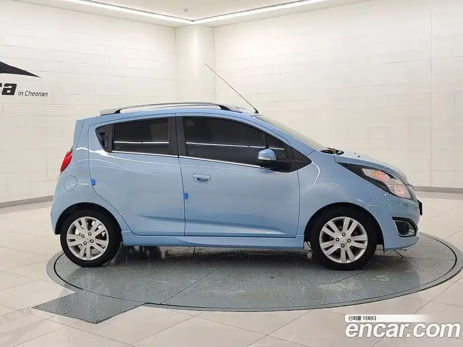Chevrolet Spark 2013 1.0 автомат (гидро), фото 17