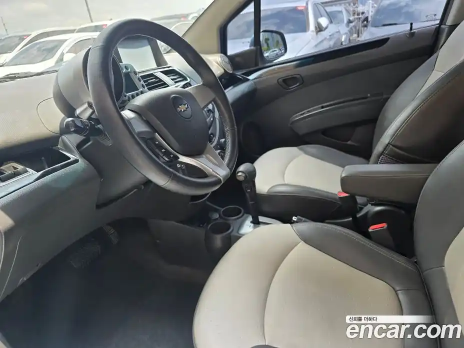 Chevrolet Spark 2012 1.0 автомат (гидро), фото 10
