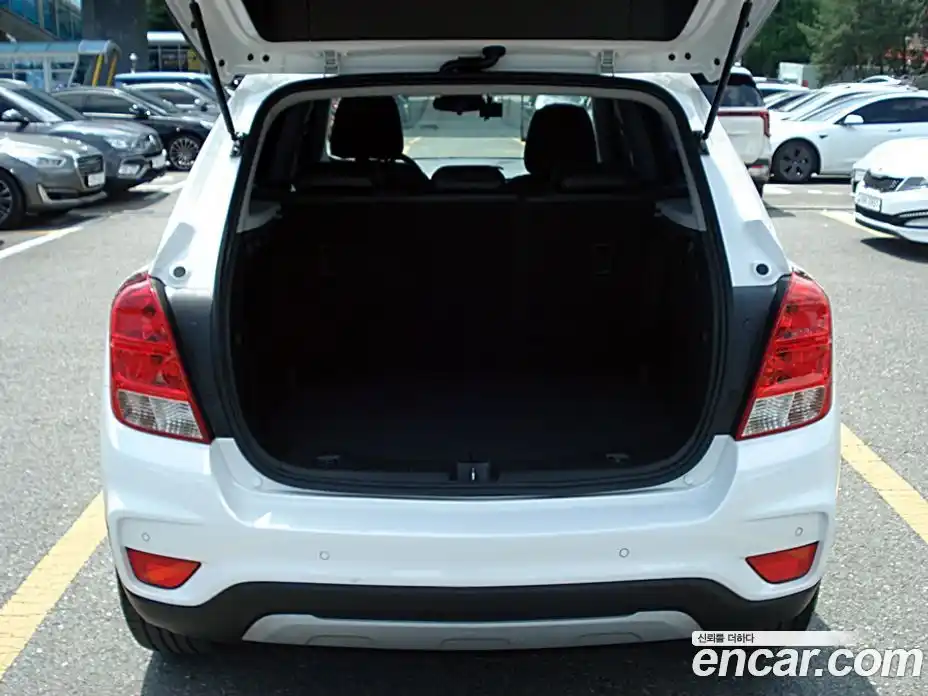 Chevrolet Trax 2018 1.6 автомат (гидро), фото 13