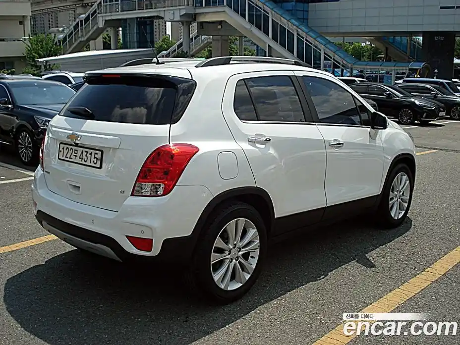 Chevrolet Trax 2018 1.6 автомат (гидро), фото 20