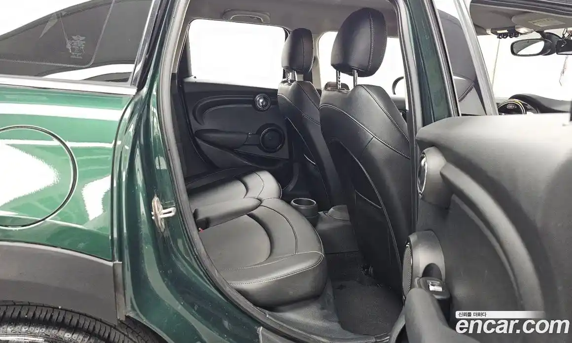 Mini Cooper 2016 1.5 автомат (гидро), фото 12