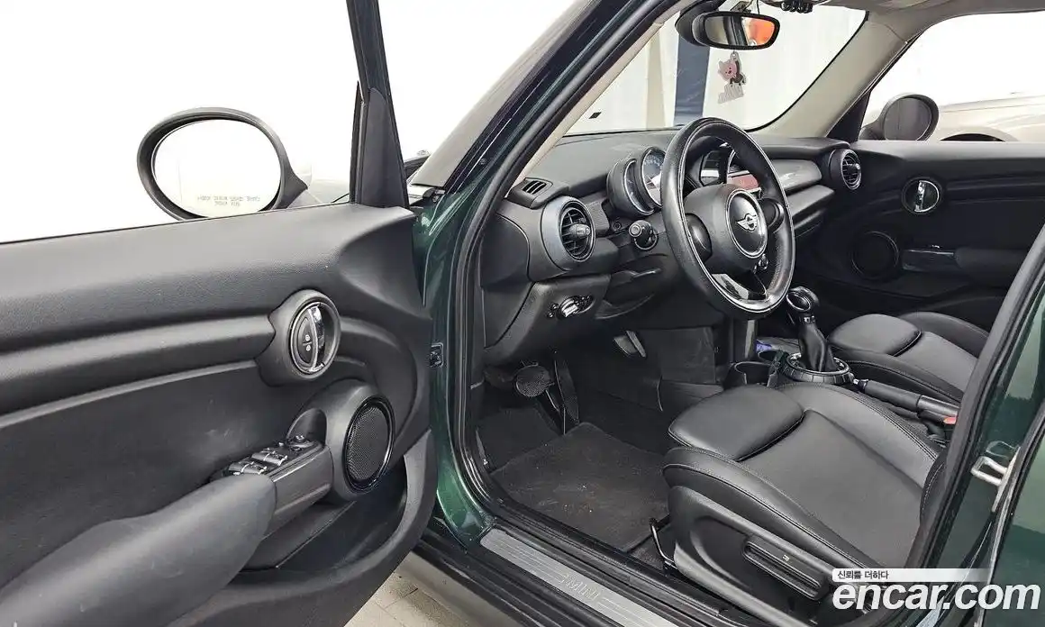 Mini Cooper 2016 1.5 автомат (гидро), фото 10
