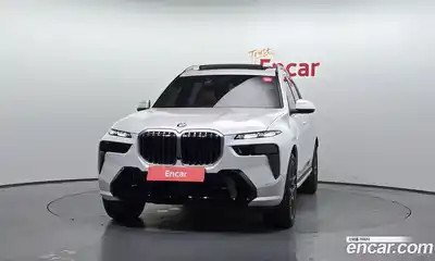 BMW X7 2025 3.0 автомат (гидро), миниатюра 3