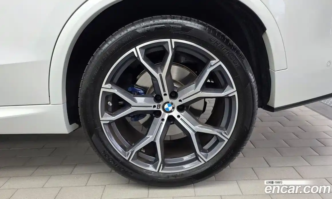 BMW X5 2024 3.0 автомат (гидро), фото 7