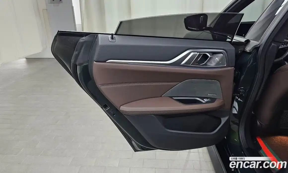 BMW i4 2022 0.2 автомат (гидро), фото 15
